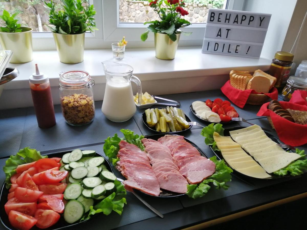 Idile Bed & Breakfast - ヴィサギナス エクステリア 写真